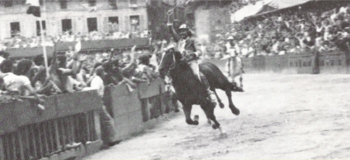Il video del Palio del 16 agosto 1974
