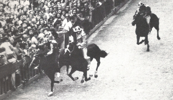 Il video del Palio del 17 agosto 1975