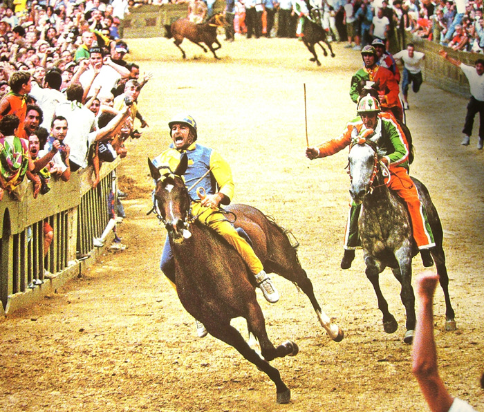 Il video del Palio del 16 agosto 2004