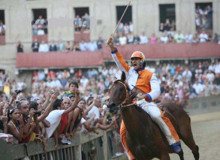 Il video del Palio del 16 agosto 2007