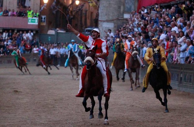 Il video del Palio del 2 luglio 2017