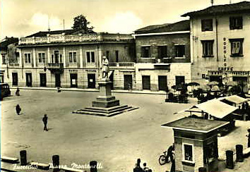 Fucecchio piazza Montanelli