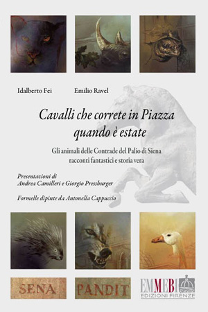 CAVALLI CHE CORRETE SU UNA PIAZZA D'ESTATE