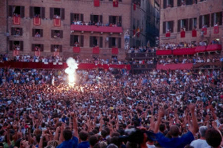 Il mortaletto di segnalazione del Palio e delle Prove del Palio di Siena