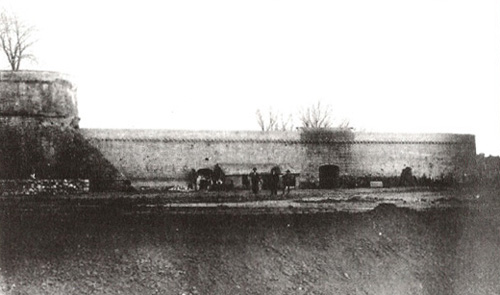 Le mura di S.Prospero prima dell'abbattimento